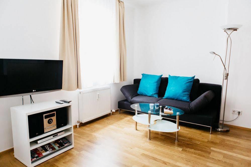Home Sweet Apartments - A Cozy Welcome Wien Eksteriør bilde